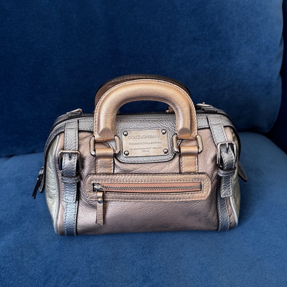 Dolce & Gabbana
Miss Easy Way in Metallic,‎ Leather